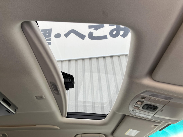 トヨタ ヴェルファイア ２．４ Ｚ プラチナセレクションＩＩ H23年 (近畿) 99