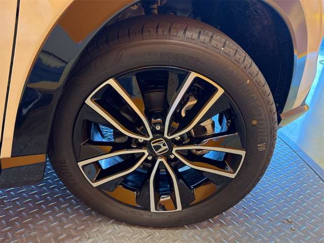 ホンダ ヴェゼル １．５ Ｅ：ＨＥＶ Ｚ R8年 (近畿) 99