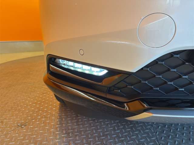 ホンダ ヴェゼル １．５ Ｅ：ＨＥＶ Ｚ R8年 (近畿) 99