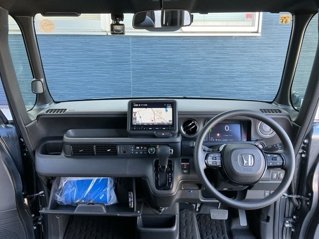 ホンダ Ｎ　ＢＯＸ カスタム ６６０ スロープ R5年 (近畿) 99