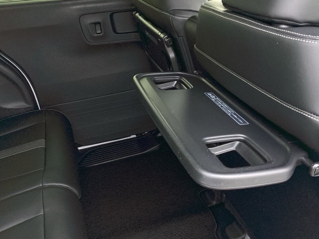 ホンダ Ｎ　ＢＯＸ カスタム ６６０ コーディネートスタイル ２トーン R8年 (近畿) 99