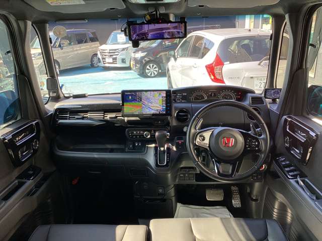 ホンダ Ｎ　ＢＯＸ カスタム ６６０ Ｌ ターボ R4年 (関東) 99