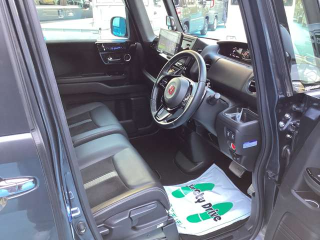 ホンダ Ｎ　ＢＯＸ カスタム ６６０ Ｌ ターボ R4年 (関東) 99