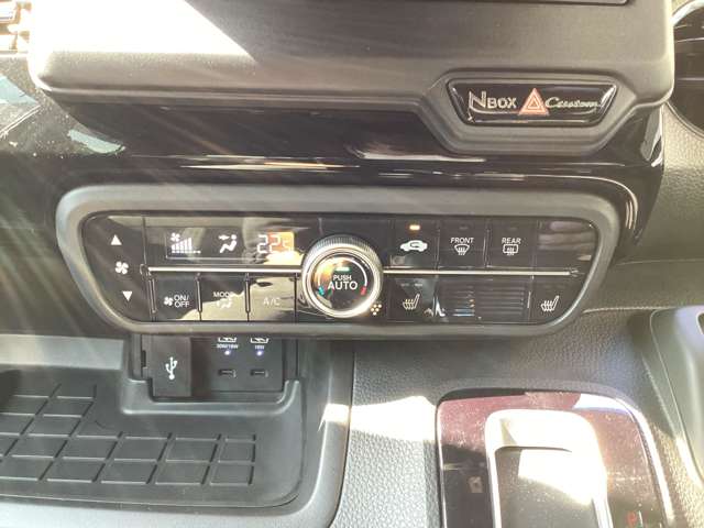 ホンダ Ｎ　ＢＯＸ カスタム ６６０ Ｌ ターボ R4年 (関東) 99
