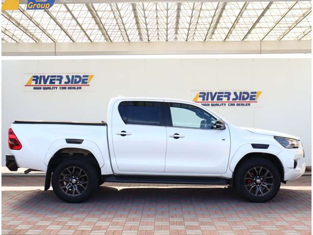 トヨタ ハイラックス ２．４ Ｚ ＧＲスポーツ ディーゼルターボ ４ＷＤ R5年 (関東) 99
