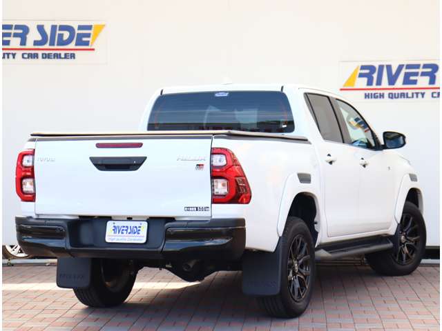 トヨタ ハイラックス ２．４ Ｚ ＧＲスポーツ ディーゼルターボ ４ＷＤ R5年 (関東) 99