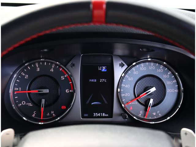 トヨタ ハイラックス ２．４ Ｚ ＧＲスポーツ ディーゼルターボ ４ＷＤ R5年 (関東) 99