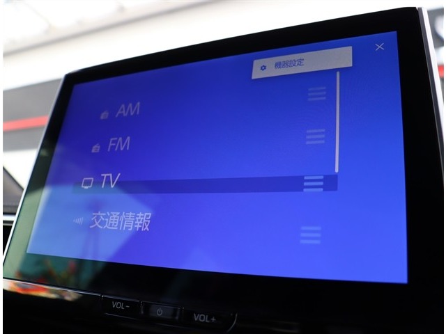 トヨタ カローラ　ツーリング　ハイブリッド １．８ ハイブリッド アクティブ スポーツ R6年 (関東) 99