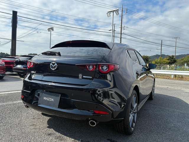 マツダ ＭＡＺＤＡ３　ファストバック ２．０ ２０Ｓ ツーリング R7年 (関東) 99