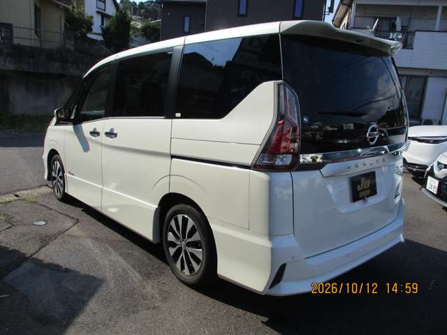 日産 セレナ ２．０ ハイウェイスター Ｖセレクション H29年 (九州・沖縄) 99
