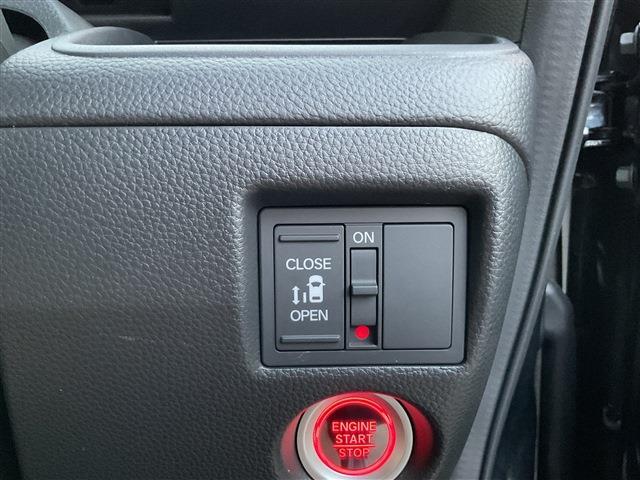 ホンダ Ｎ　ＢＯＸ カスタム ６６０ Ｌ R4年 (東海) 99