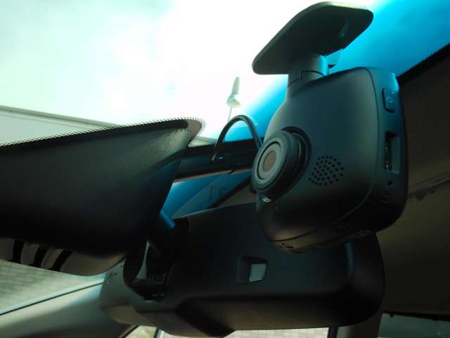 日産 セレナ ２．０ ハイウェイスター Ｖセレクション＋ＳＡＦＥＴＹＩＩ Ｓ－ＨＹＢＲＩＤ H27年 (関東) 99