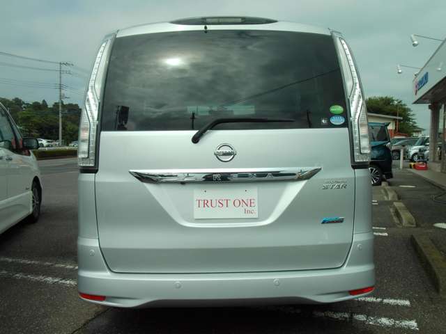 日産 セレナ ２．０ ハイウェイスター Ｖセレクション＋ＳＡＦＥＴＹＩＩ Ｓ－ＨＹＢＲＩＤ H27年 (関東) 99
