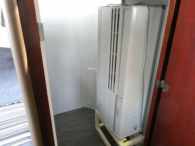 トヨタ カムロード ナッツＲＶ H23年 (関東) 99