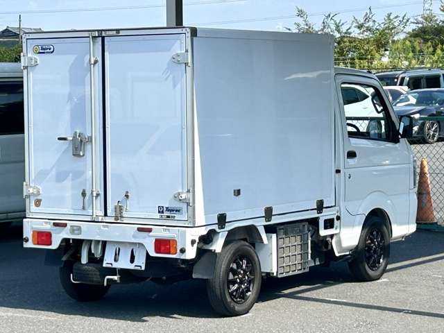 スズキ キャリイバン 冷蔵冷凍車 中温－５℃設定 東プレ製冷凍機 R5年 () 99