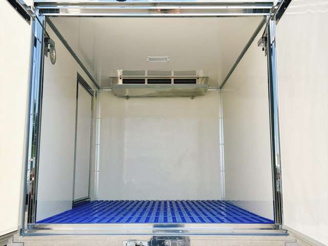 スズキ キャリイバン 低温冷蔵冷凍車 －２５℃設定 R4年 () 99