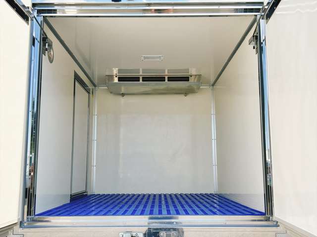 スズキ キャリイバン 低温冷蔵冷凍車 －２５℃設定 R4年 () 99