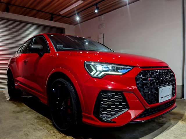 アウディ ＲＳ　Ｑ３　スポーツバック ２．５ ４ＷＤ R3年 (関東) 99