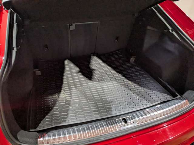 アウディ ＲＳ　Ｑ３　スポーツバック ２．５ ４ＷＤ R3年 (関東) 99