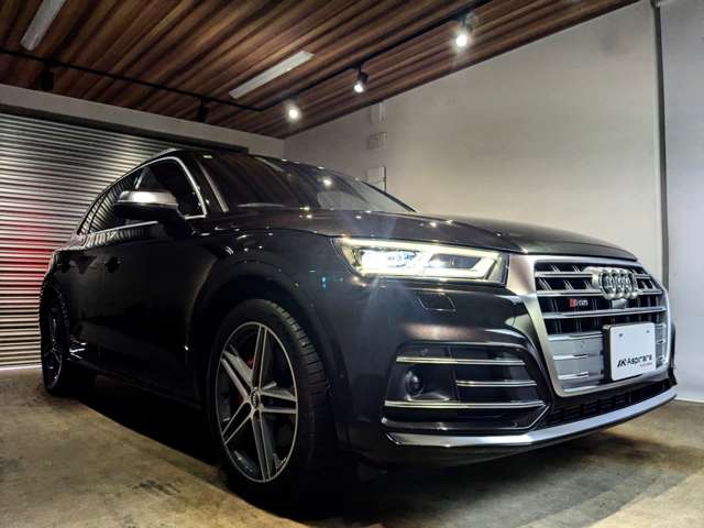アウディ ＳＱ５ ３．０ ４ＷＤ R3年 (関東) 99