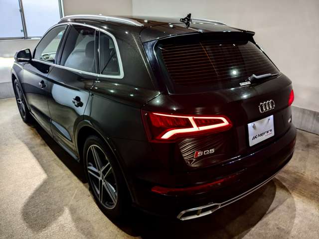 アウディ ＳＱ５ ３．０ ４ＷＤ R3年 (関東) 99