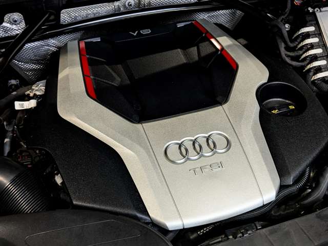 アウディ ＳＱ５ ３．０ ４ＷＤ R3年 (関東) 99