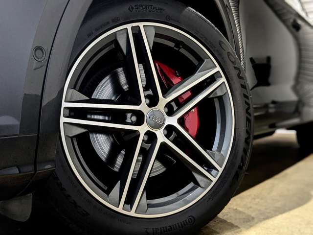 アウディ ＳＱ５ ３．０ ４ＷＤ R3年 (関東) 99