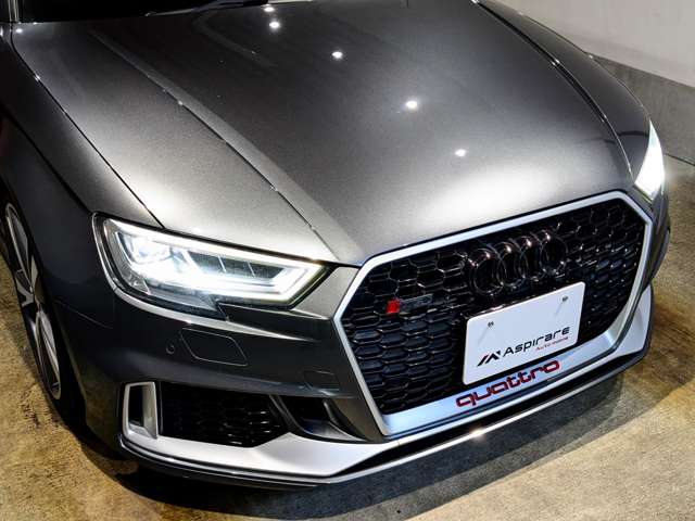 アウディ ＲＳ３　セダン ２．５ ４ＷＤ H30年 () 99