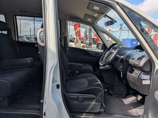 日産 セレナ ２．０ ２０Ｘ Ｓ－ＨＹＢＲＩＤ H24年 () 99