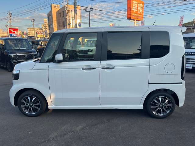 ホンダ Ｎ　ＢＯＸ カスタム ６６０ R8年 () 99
