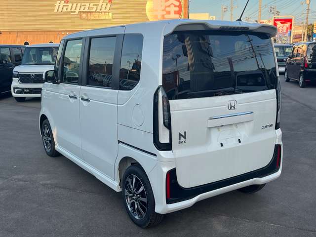ホンダ Ｎ　ＢＯＸ カスタム ６６０ R8年 () 99