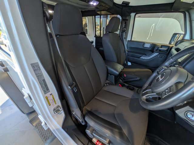 ジープ ラングラー　アンリミテッド アンリミテッド スポーツ ４ＷＤ H30年 (四国) 99