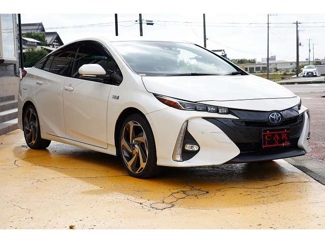 トヨタ プリウスＰＨＶ １．８ Ａ H29年 (関東) 99