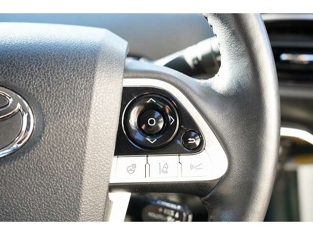 トヨタ プリウスＰＨＶ １．８ Ａ H29年 (関東) 99