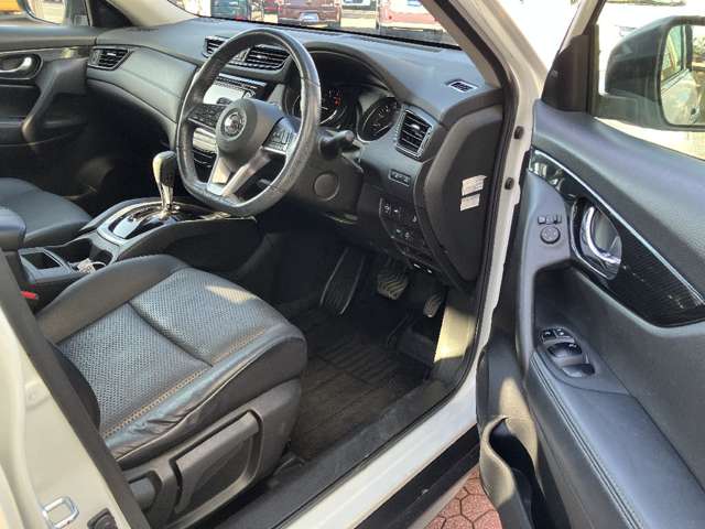 日産 エクストレイル ２．０ ２０Ｘ ２列車 H29年 (関東) 99
