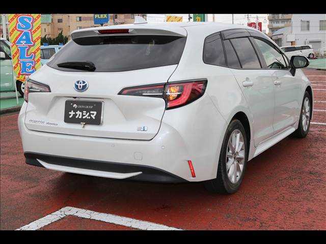 トヨタ カローラ　ツーリング ＨＹＢＲＩＤ Ｓ R4年 (関東) 99