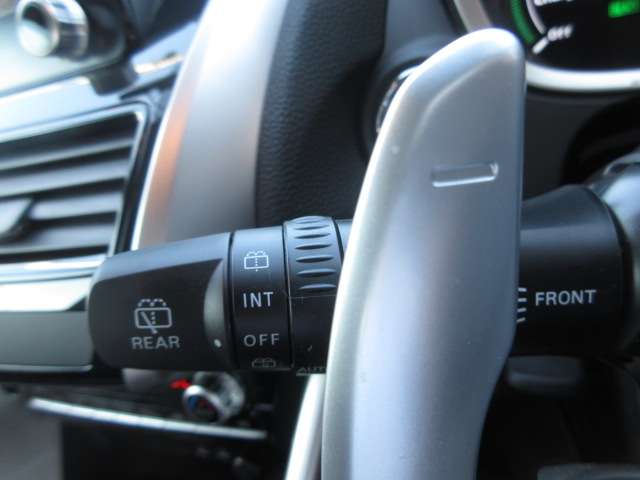 三菱 エクリプス　クロス　ＰＨＥＶ ＰＨＥＶ ２．４ Ｐ ４ＷＤ R3年 (関東) 99