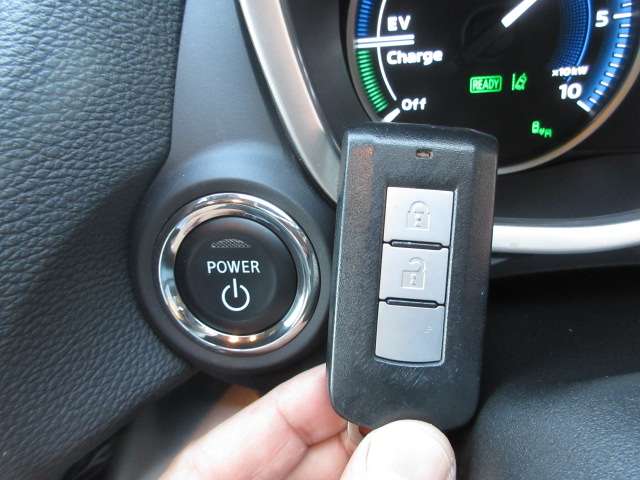 三菱 エクリプス　クロス　ＰＨＥＶ ＰＨＥＶ ２．４ Ｐ ４ＷＤ R3年 (関東) 99