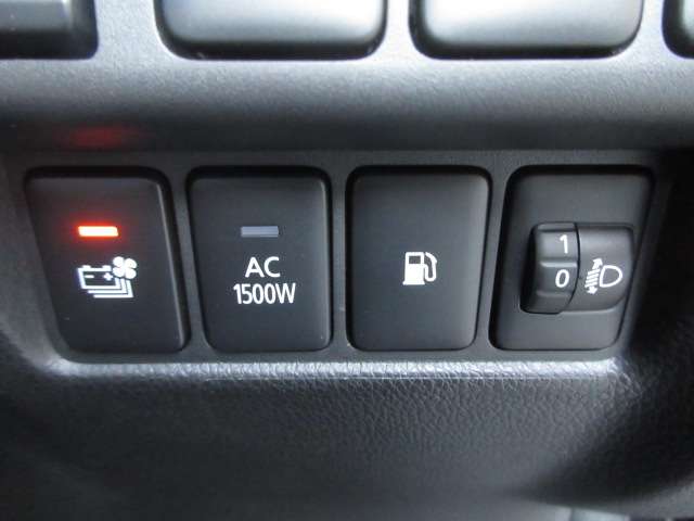 三菱 エクリプス　クロス　ＰＨＥＶ ＰＨＥＶ ２．４ Ｐ ４ＷＤ R3年 (関東) 99