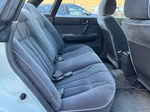スバル レガシィセダン ２．０ ＴＺ ４ＷＤ H2年 () 99