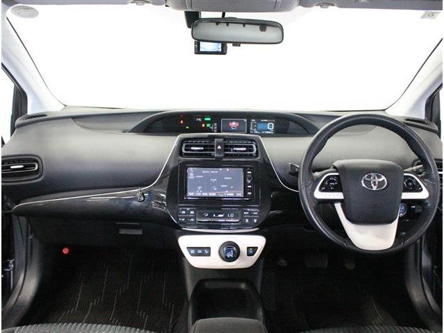 トヨタ プリウス １．８ Ｓ Ｅ－ＦＯＵＲ ４ＷＤ H28年 (北海道) 99