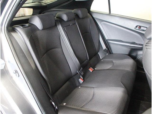 トヨタ プリウス １．８ Ｓ Ｅ－ＦＯＵＲ ４ＷＤ H28年 (北海道) 99
