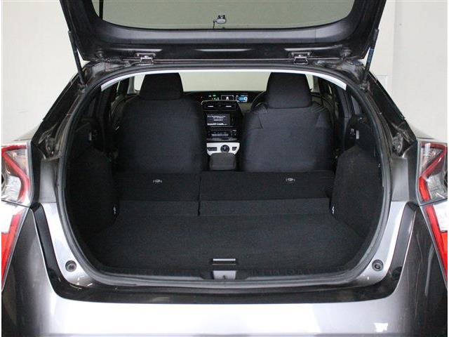 トヨタ プリウス １．８ Ｓ Ｅ－ＦＯＵＲ ４ＷＤ H28年 (北海道) 99