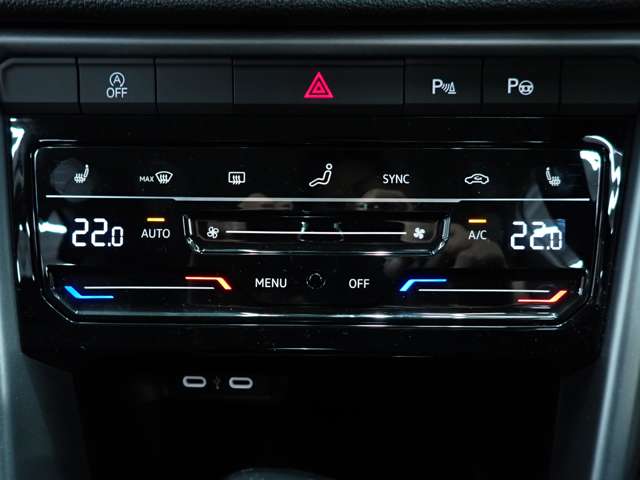 フォルクスワーゲン Ｔ－ＲＯＣ ＴＳＩ アクティブ マイスターヴェルク R8年 () 99