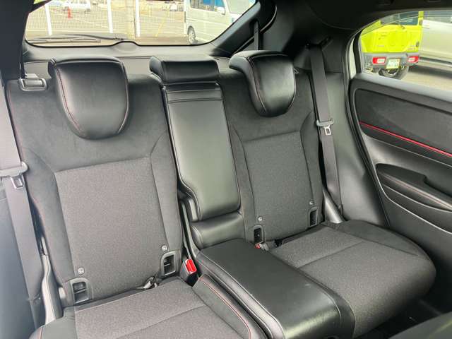 ホンダ ヴェゼル １．５ Ｅ：ＨＥＶ ＲＳ R7年 () 99