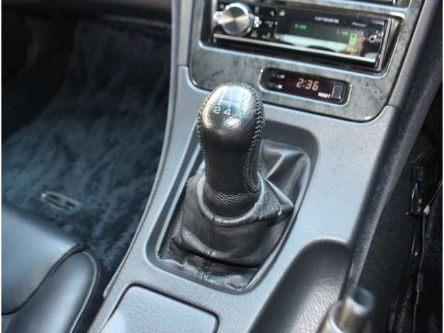 日産 フェアレディＺ ３．０ ３００ＺＸ ツインターボ ２ＢＹ２ Ｔバールーフ H11年 (関東) 99