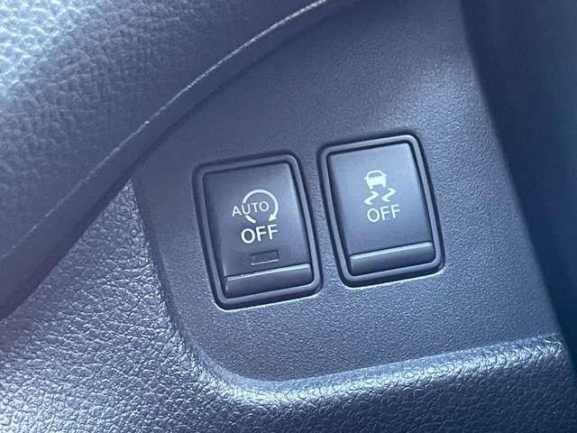 日産 セレナ ２．０ ハイウェイスター Ｓ－ＨＹＢＲＩＤ H25年 (関東) 99
