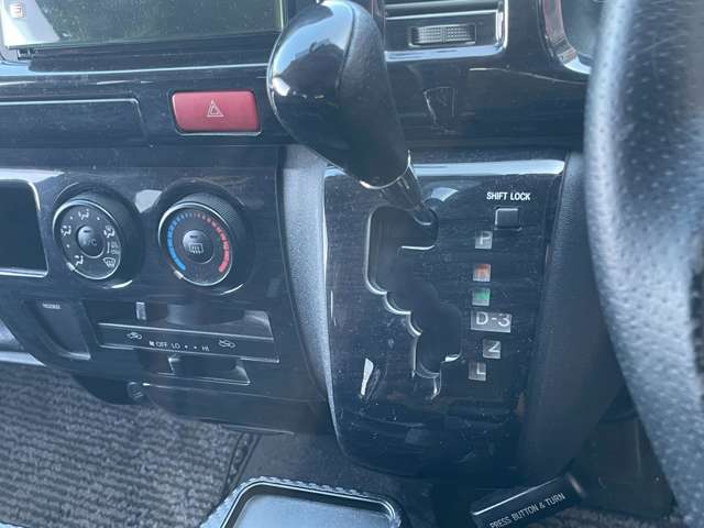 トヨタ ハイエースバン ２．７ ＤＸ スーパーロング ハイルーフ ４ＷＤ H18年 (関東) 99