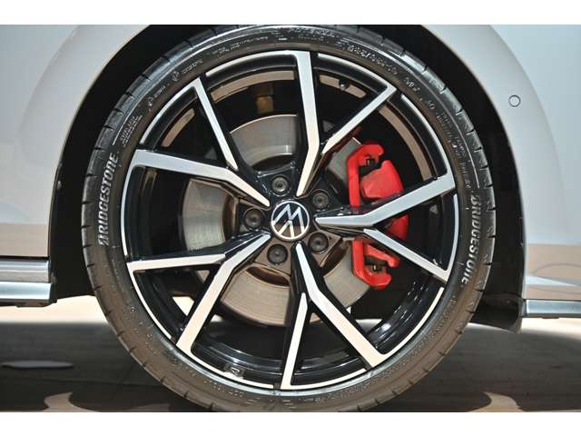 フォルクスワーゲン ゴルフ ＧＴＩ R4年 (関東) 99