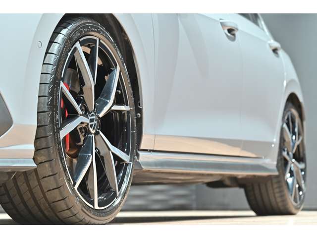 フォルクスワーゲン ゴルフ ＧＴＩ R4年 (関東) 99